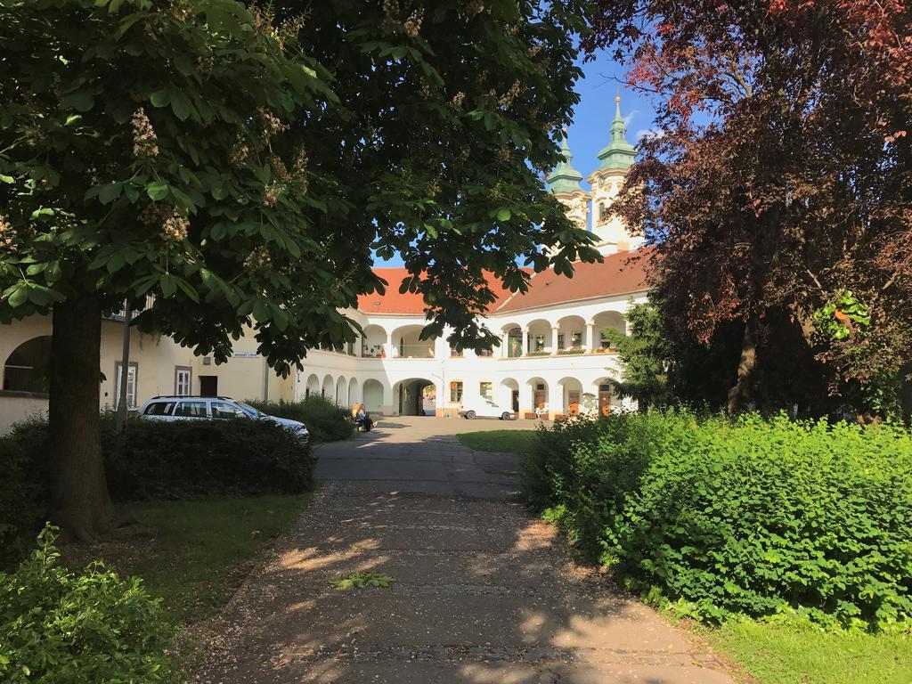 Melody Apartman Eger Exterior photo